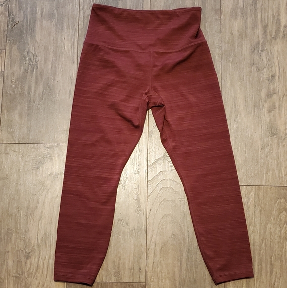 Athleta Elation Textured 7/8 )ength Tights - Picture 2 of 6